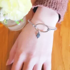 Mini Daisy Charm 16 Mini Daisy Charm -Fashion Accessories CM 5848 601654 IGC