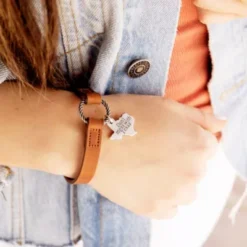 "Don't Mess With Texas®" Charm -Fashion Accessories CM 5949 574450 IGC